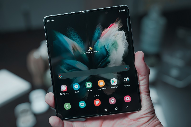 samsung galaxy z fold 3